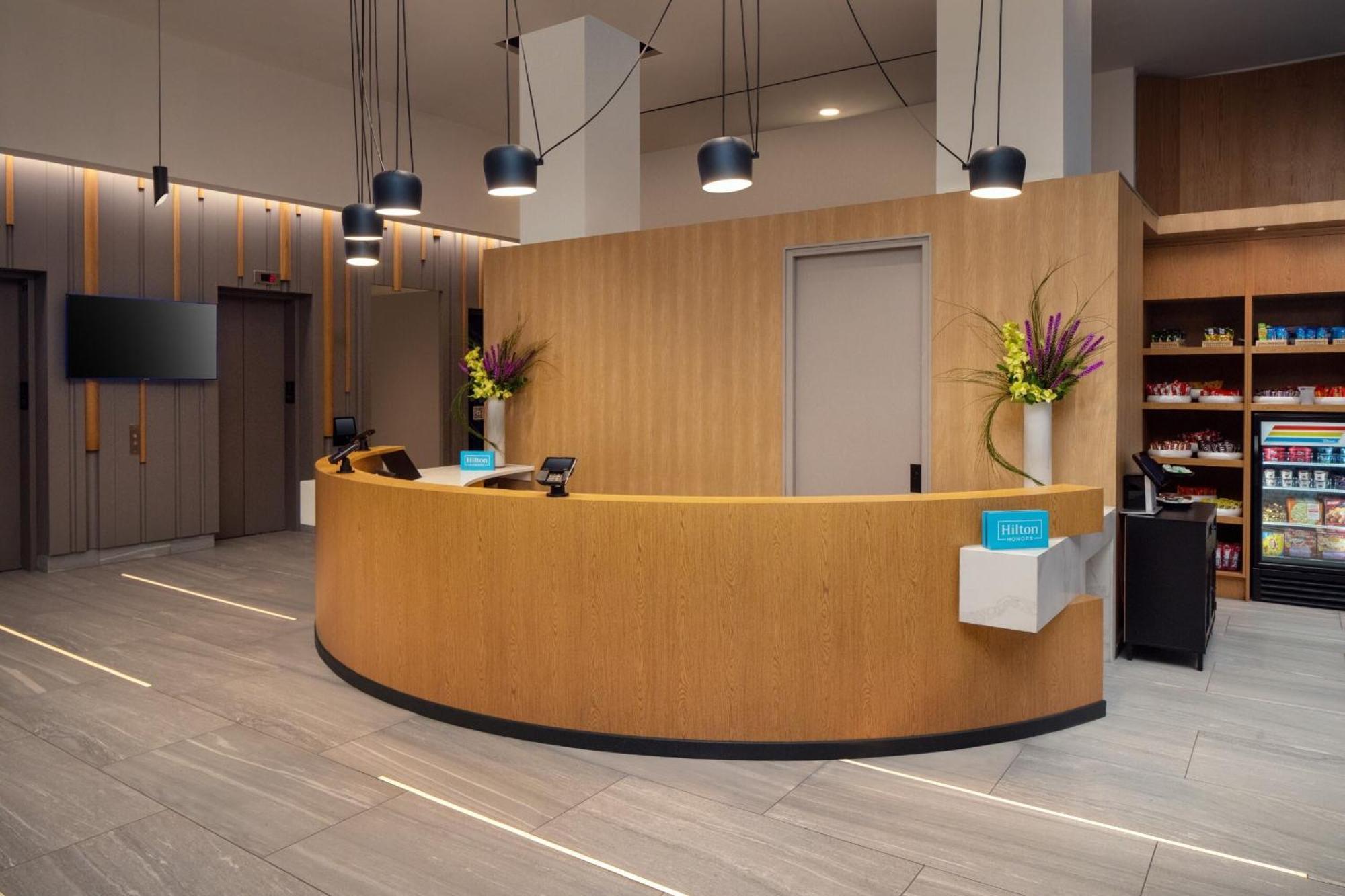 Home2 Suites By Hilton New York Times Square Eksteriør billede